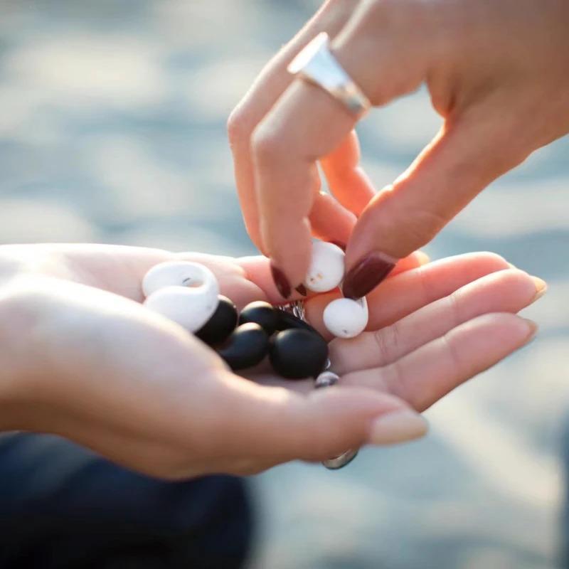 Wireless Sound Earcuffs